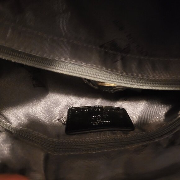 Zooler Global Glossy Crocodile Patern Bag - Picture 10 of 15